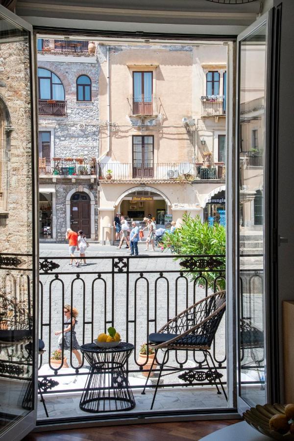 Castalia Apartments & Rooms Duomo Taormina Exterior foto