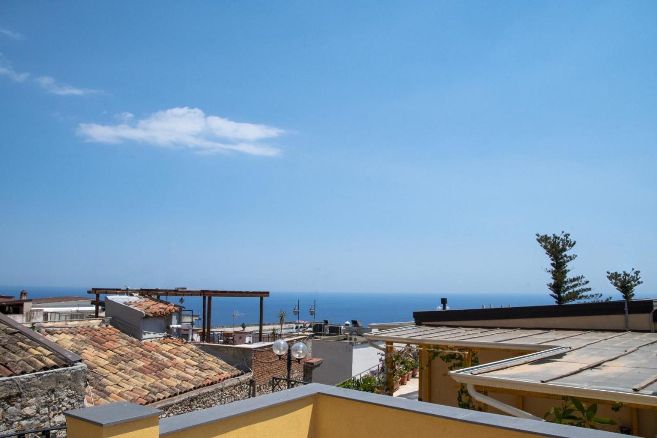 Castalia Apartments & Rooms Duomo Taormina Exterior foto