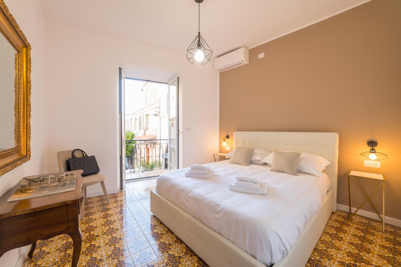 Castalia Apartments & Rooms Duomo Taormina Exterior foto